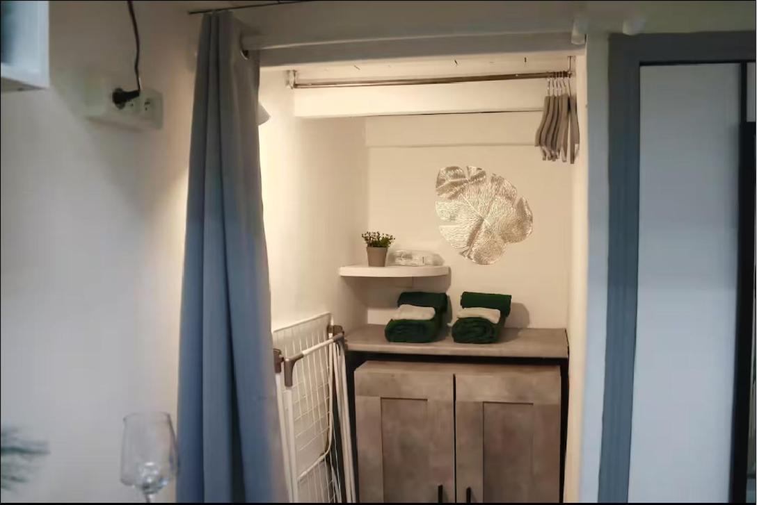 Appartement Jungleroom Connecte ! Au Coeur Du Vieux Nice